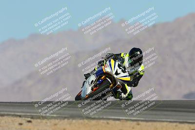 media/Feb-03-2024-SoCal Trackdays (Sat) [[767c60a41c]]/4-Turn 9 Set 1 (1040am)/